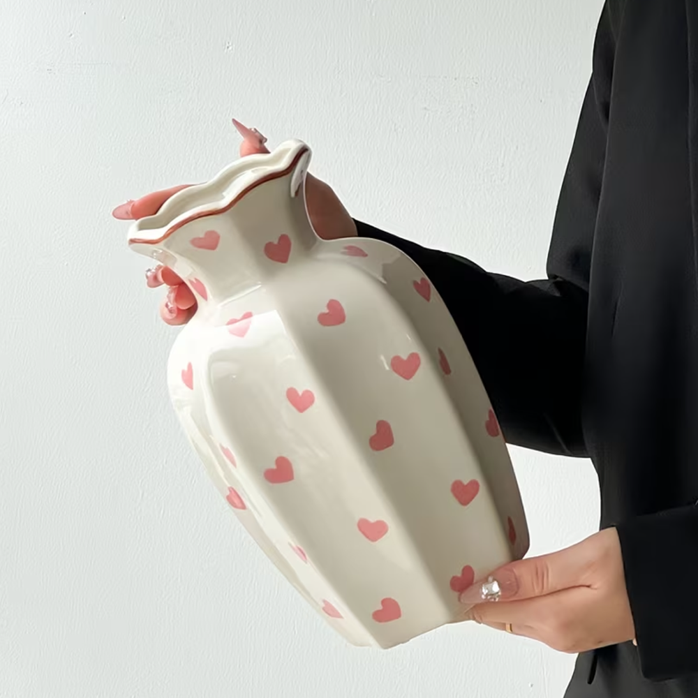 Heart vase pink